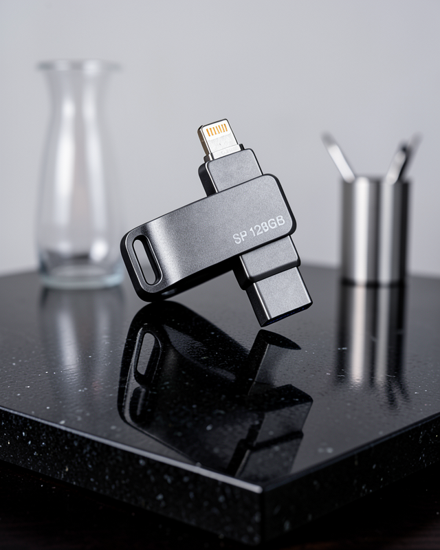 Kompakt Tasarımlı 128GB Çok Amaçlı USB Flash Bellek Lightning Type C Girişli Taşınabilir Depolama