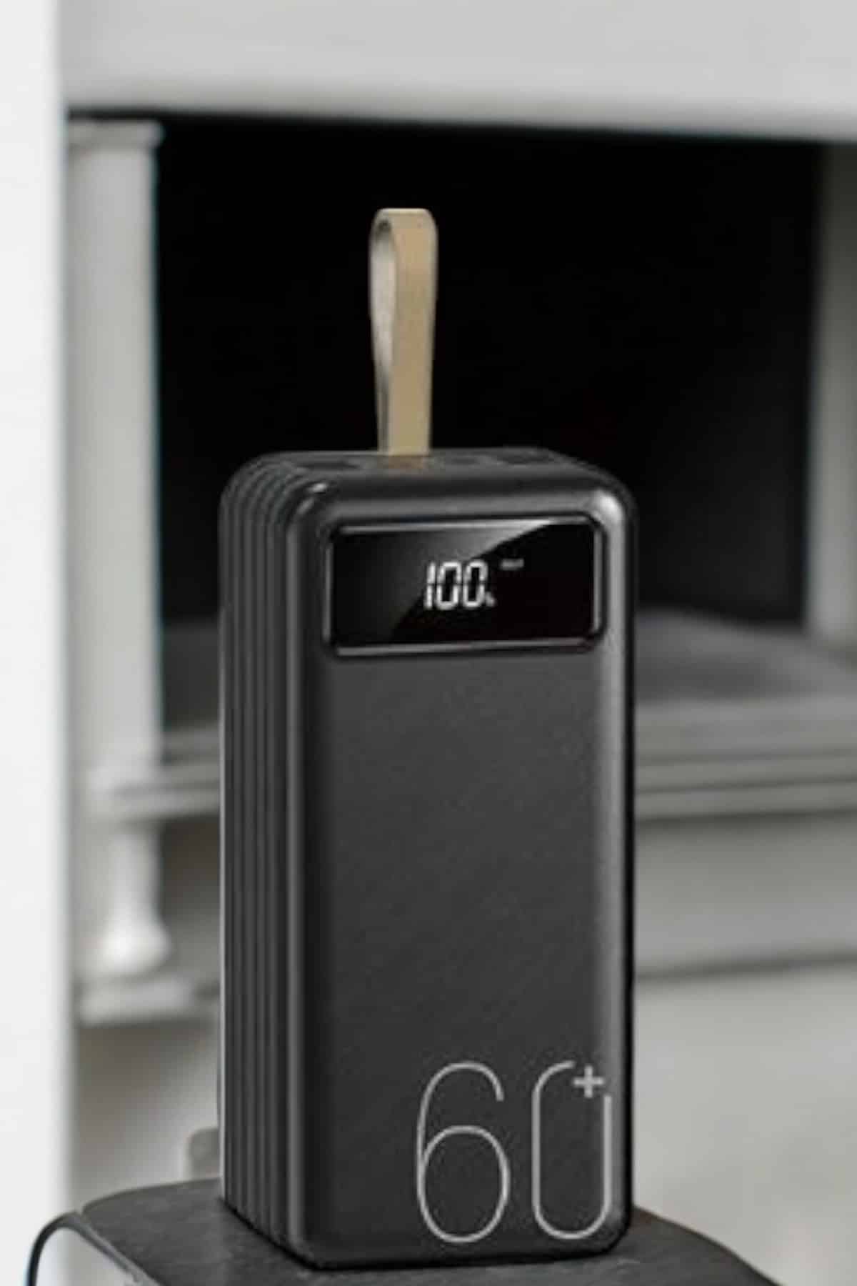Powerbank 60.000 MAH 4 Portlu Uzun Şarj Süreli Dijital Göstergeli